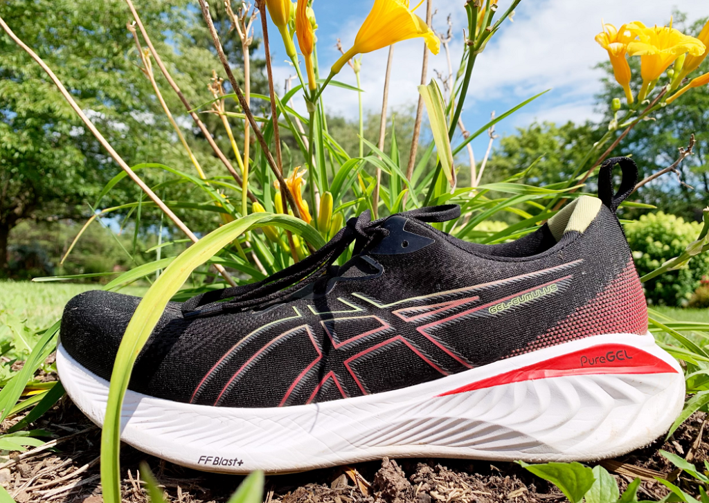 which is better asics nimbus or cumulus